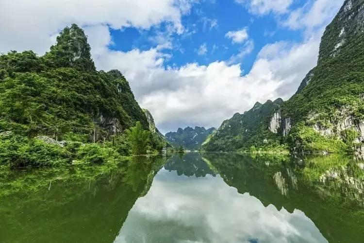 加密两地商业往来   呼和浩特开通直飞无锡航班